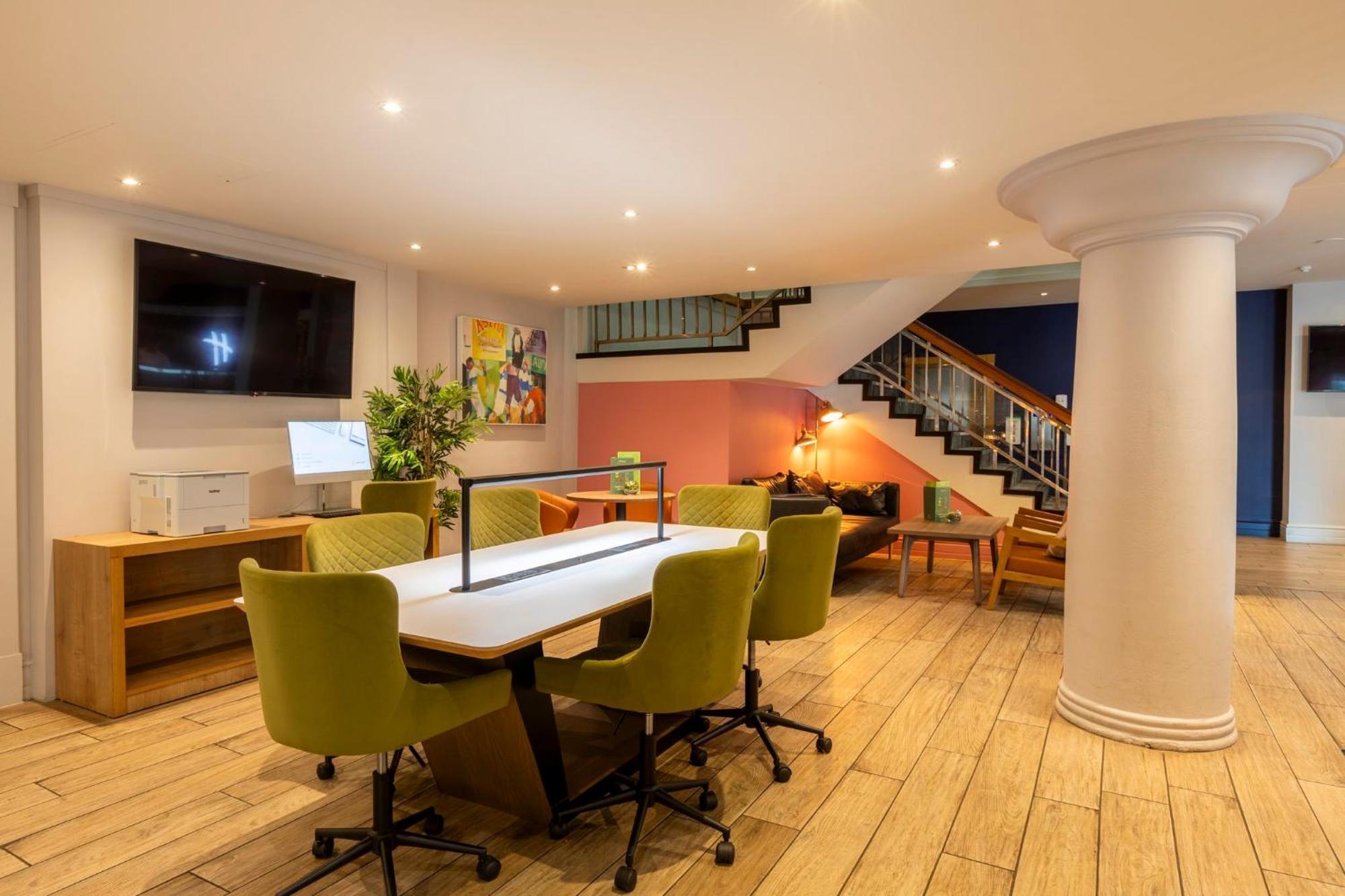 Holiday Inn Cardiff City Centre By Ihg Exterior foto